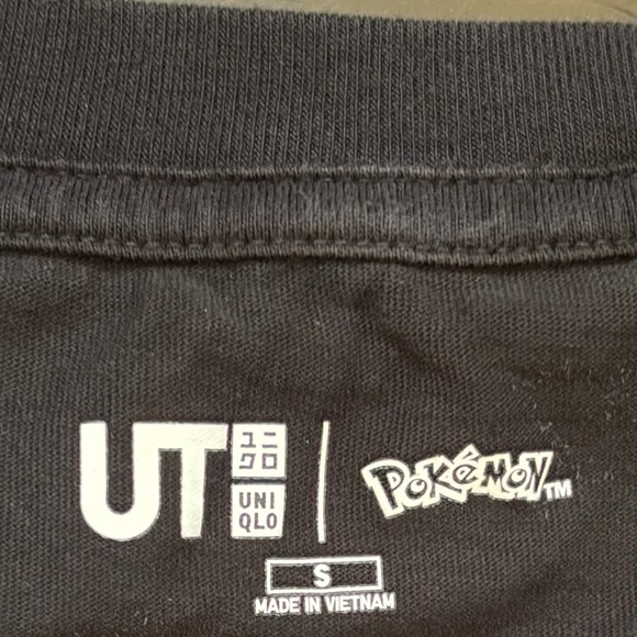 UNIQLO × Pokemon Collaboration Black T-shirt Short Sleeve Relaxed Fit Size S - Picture 5 of 8